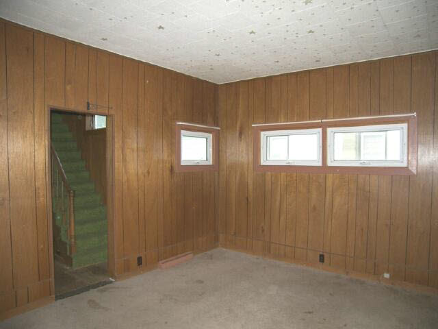 1115 Elm Street Rochester, IN 46975 - Photo 5 of 9