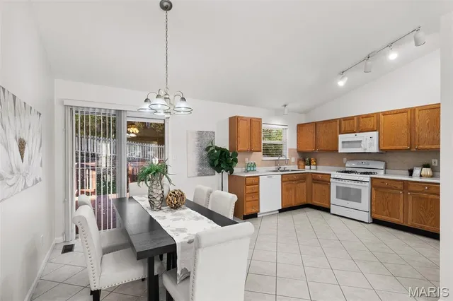 $275,000 | 1241 Fenton Ridge Drive, Fenton, MO 63026