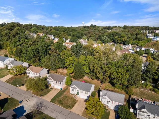 $275,000 | 1241 Fenton Ridge Drive, Fenton, MO 63026