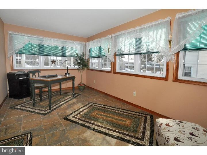 123 Redford Road Oreland, PA 19075 - Photo 13 of 24 Family Room