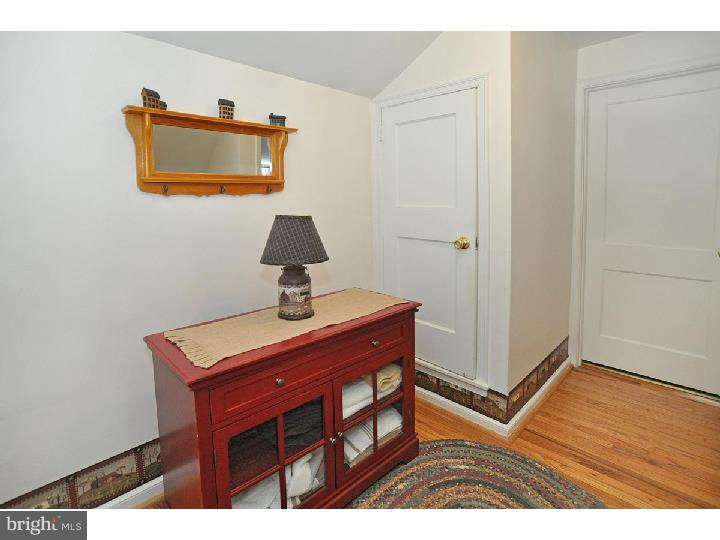 123 Redford Road Oreland, PA 19075 - Photo 15 of 24 Gallery Image 15