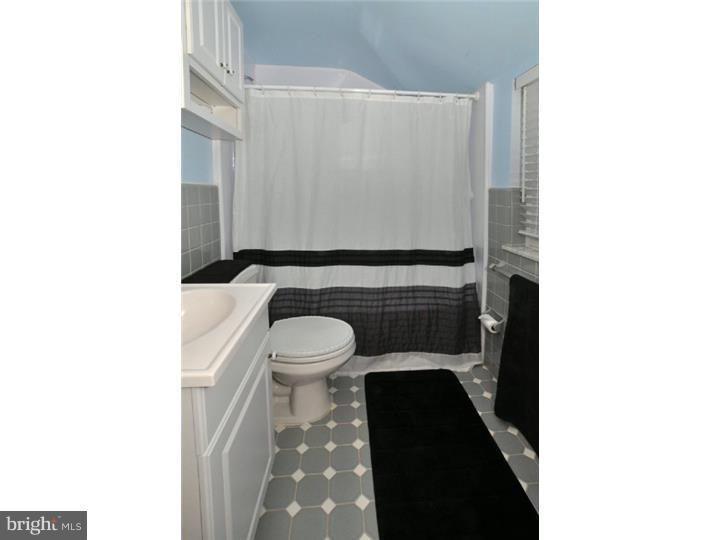 123 Redford Road Oreland, PA 19075 - Photo 23 of 24 Bathroom