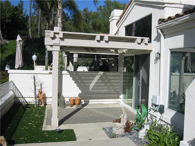 8909 Circle R View Lane Escondido, CA 92026 - Photo 7 of 17