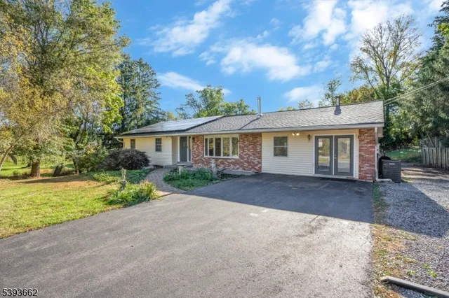 $479,000 | 316 Spring Garden Road, Milford, NJ 08848