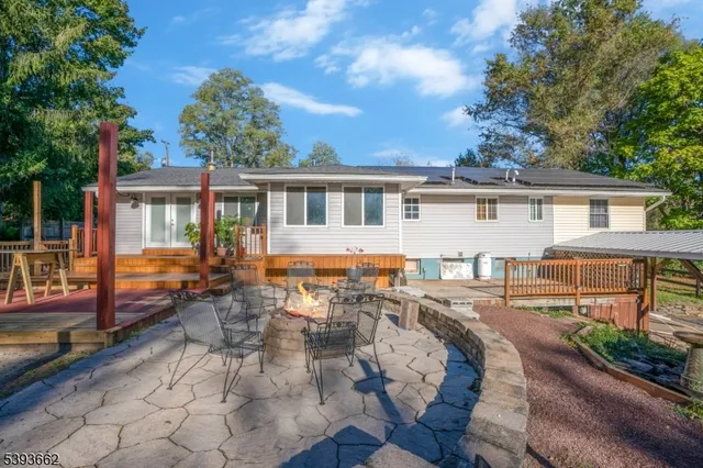 $479,000 | 316 Spring Garden Road, Milford, NJ 08848