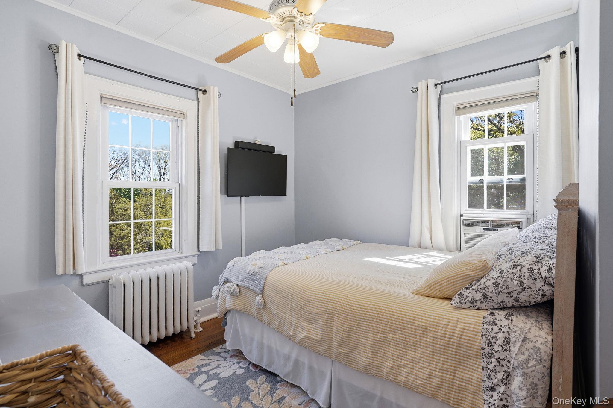 76 Yale Road Hartsdale, NY 10530 - Photo 14 of 36