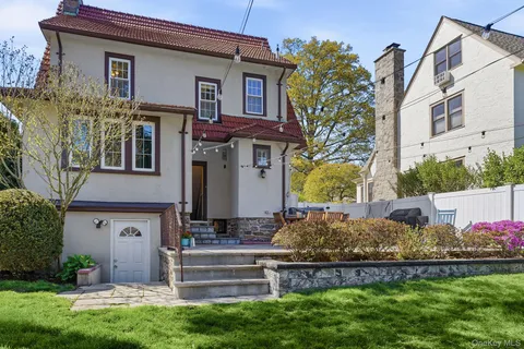 $829,900 | 76 Yale Road, Hartsdale, NY 10530