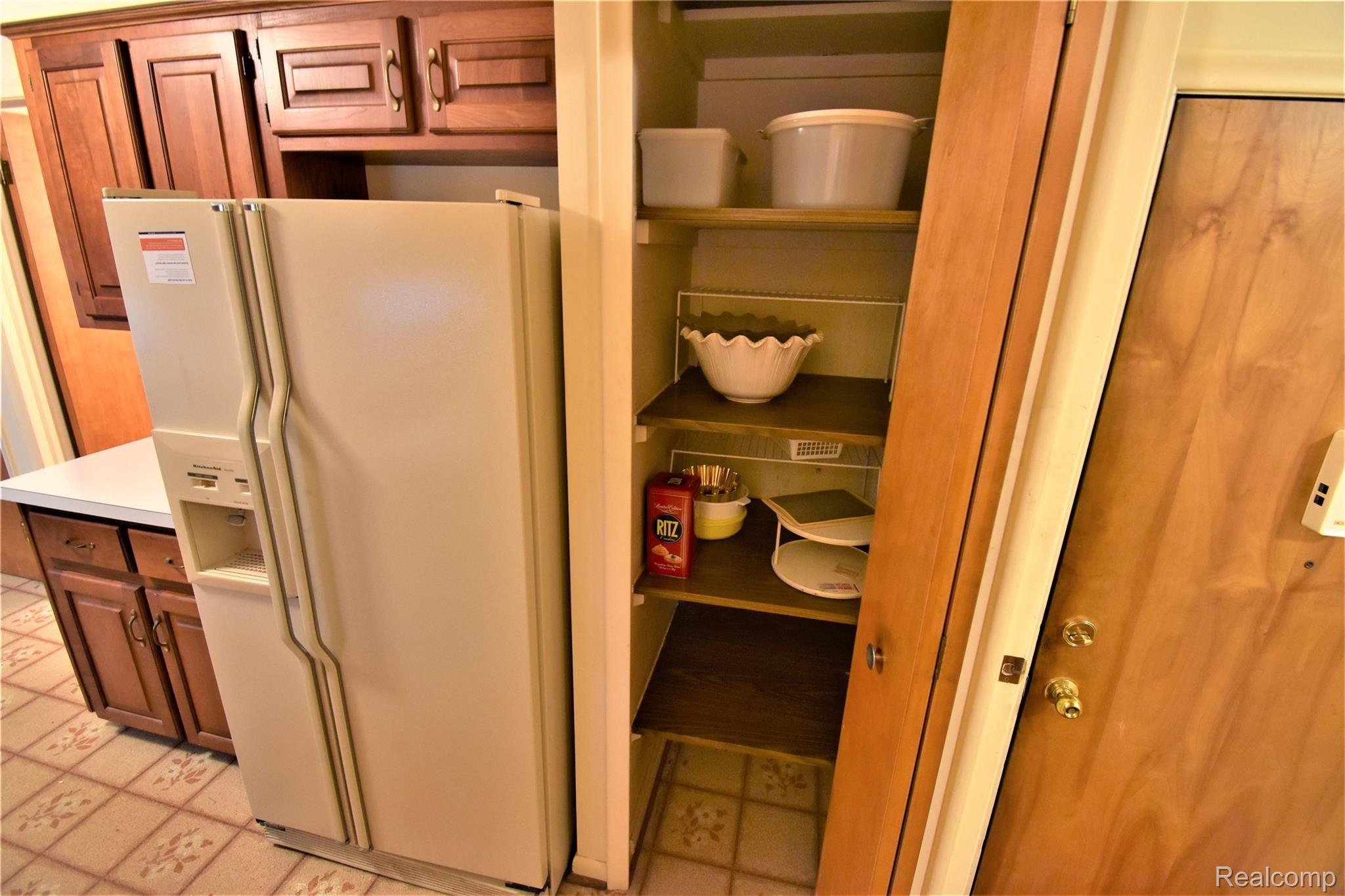 365 East Maryknoll Road Rochester, MI 48309 - Photo 15 of 41 15.jpg