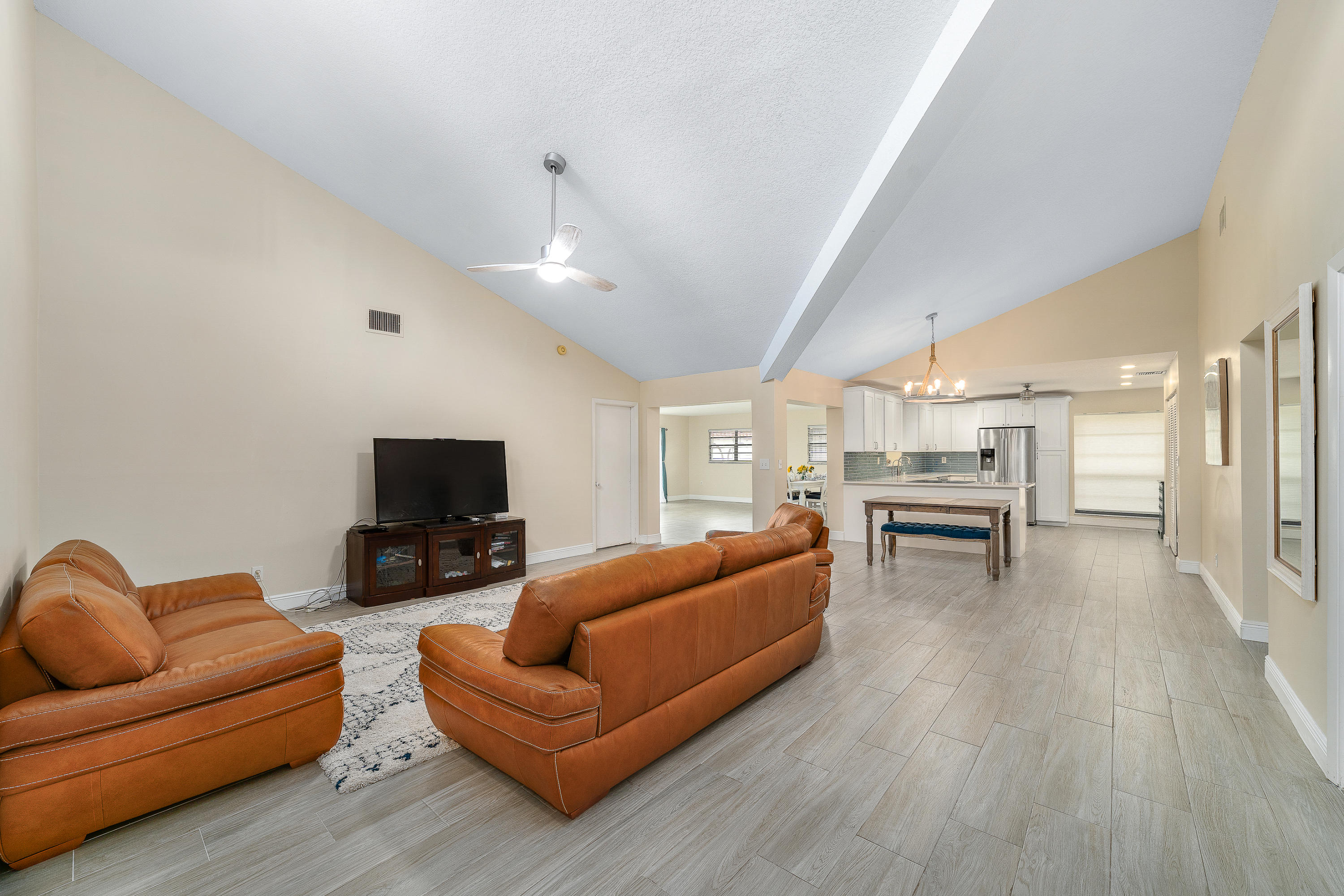 7908 Hibiscus Way, Unit 44 Tamarac, FL 33321 - Photo 7 of 31 _DSC2913