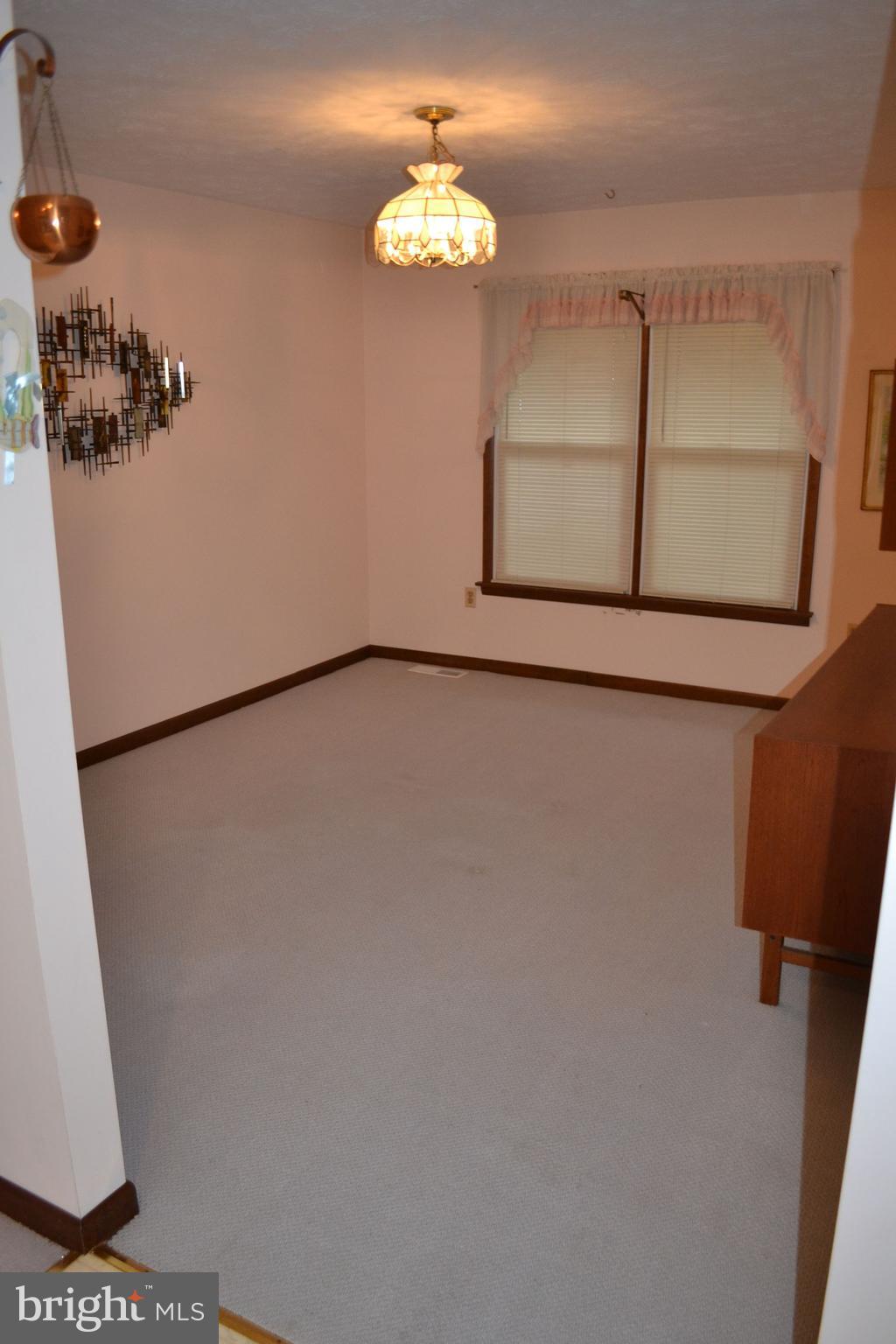 611 Westgate Road Aberdeen, MD 21001 - Photo 13 of 21 Dining Room