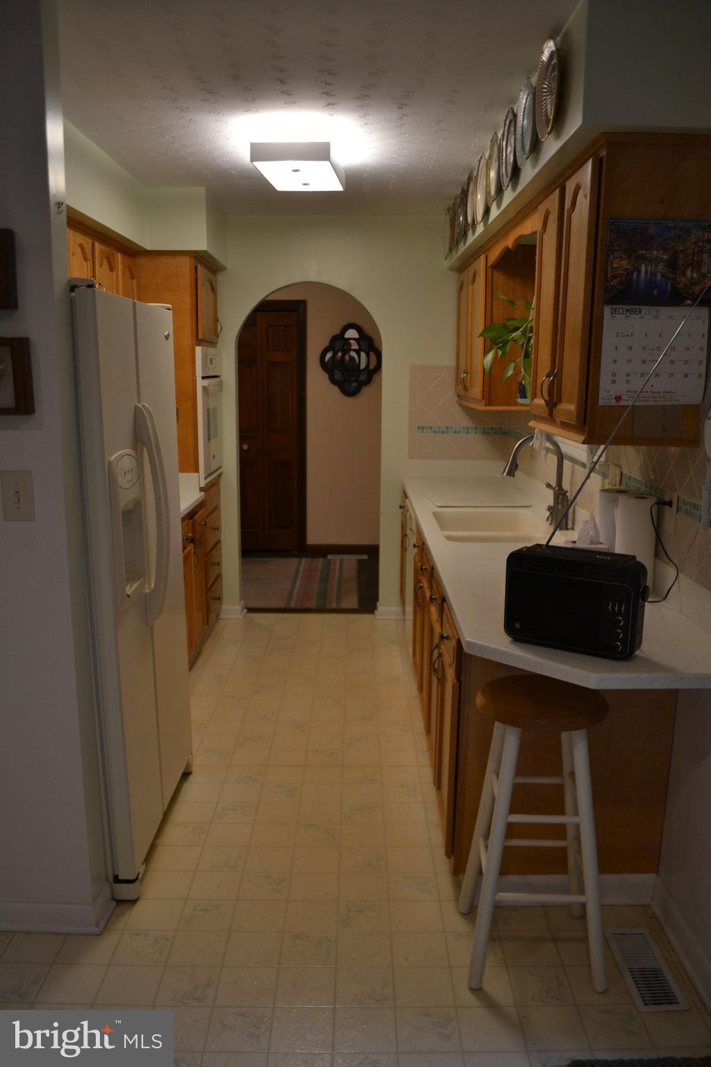 611 Westgate Road Aberdeen, MD 21001 - Photo 16 of 21 Kitchen