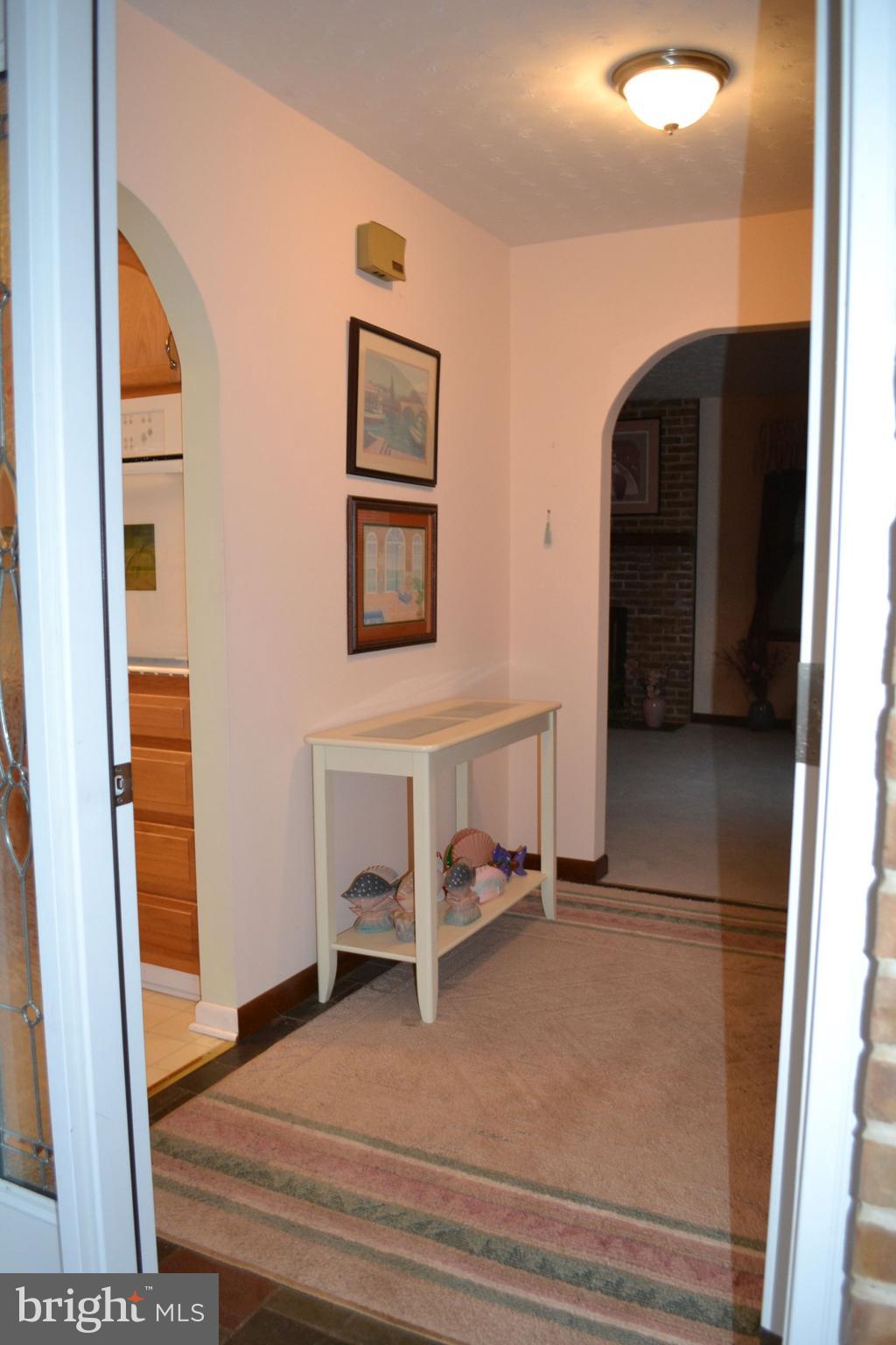 611 Westgate Road Aberdeen, MD 21001 - Photo 9 of 21 Entrance Foyer