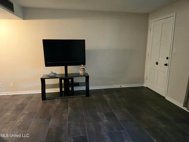 $55,000 | 3310 Washington Avenue, Unit 1320, Pascagoula, MS 39581