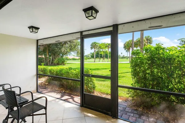 $270,000 | 4143 Kittiwake Court, Unit KITTIWAKE, Boynton Beach, FL 33436
