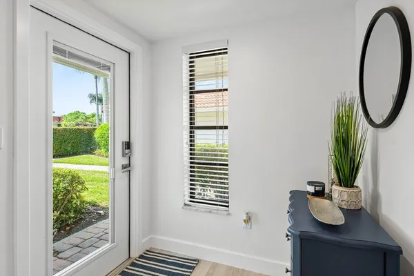 $270,000 | 4143 Kittiwake Court, Unit KITTIWAKE, Boynton Beach, FL 33436