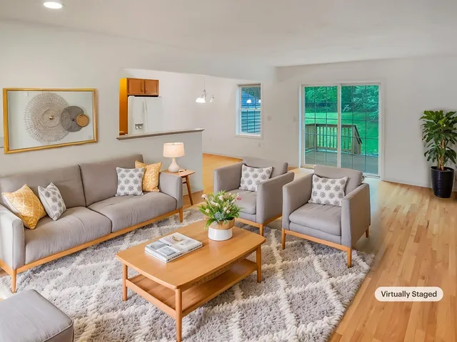 $425,000 | 18 Alden Drive, Unit 3, Berlin, MA 01503