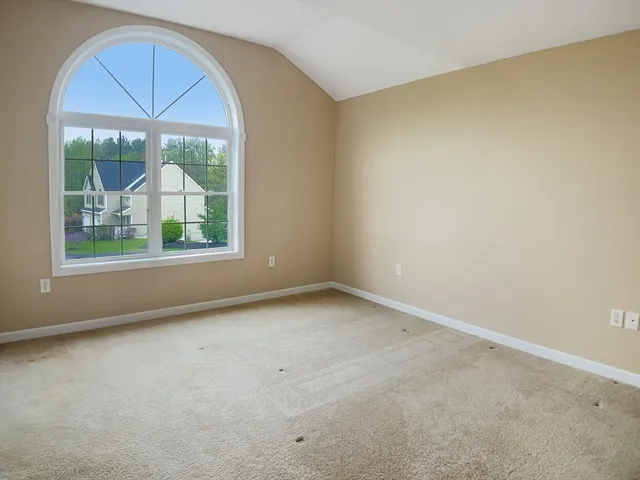 $425,000 | 18 Alden Drive, Unit 3, Berlin, MA 01503