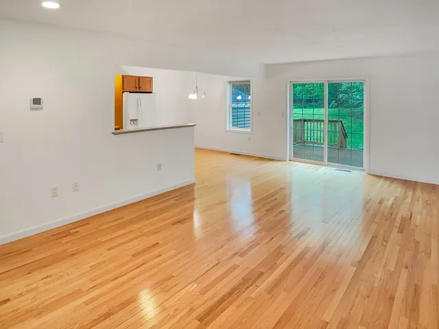 $425,000 | 18 Alden Drive, Unit 3, Berlin, MA 01503