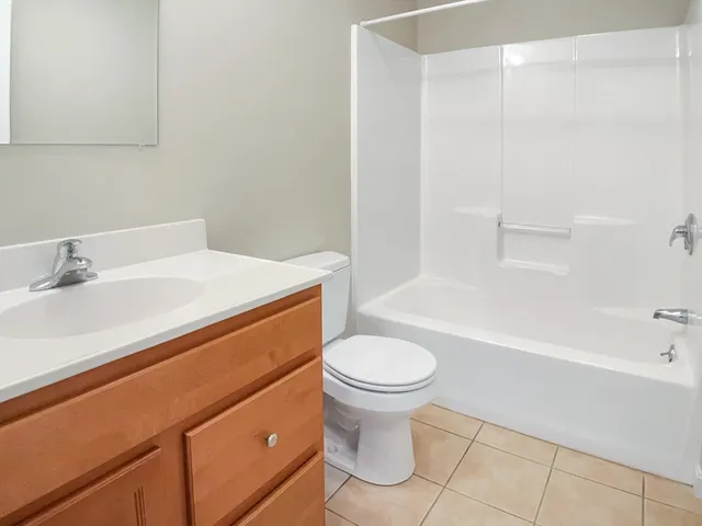 $425,000 | 18 Alden Drive, Unit 3, Berlin, MA 01503