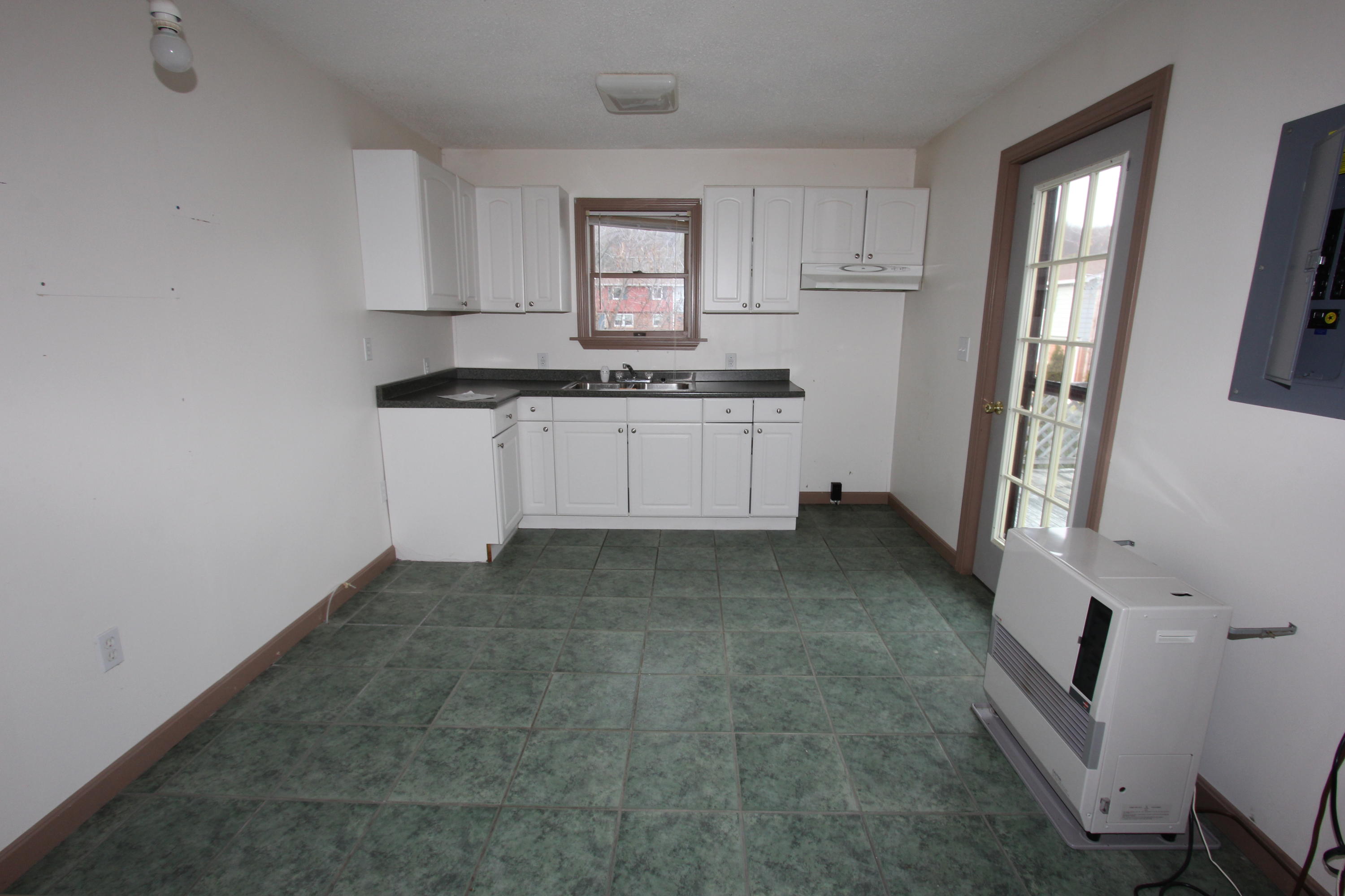 141 Rideout Avenue Lewiston, ME 04240 - Photo 24 of 30 IMG_2151