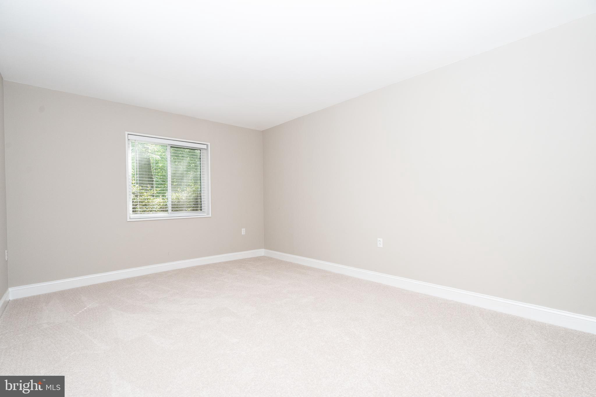 1406 Northgate Square, Unit 2C Reston, VA 20190 - Photo 36 of 53 Gallery Image 36