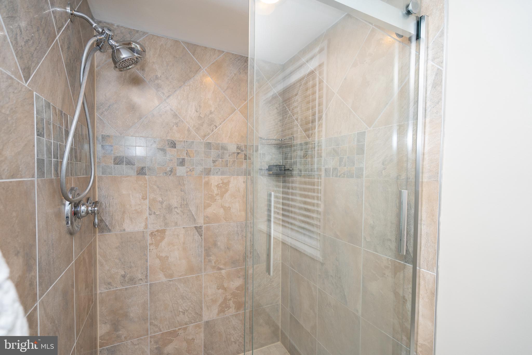 1406 Northgate Square, Unit 2C Reston, VA 20190 - Photo 40 of 53 Gallery Image 40