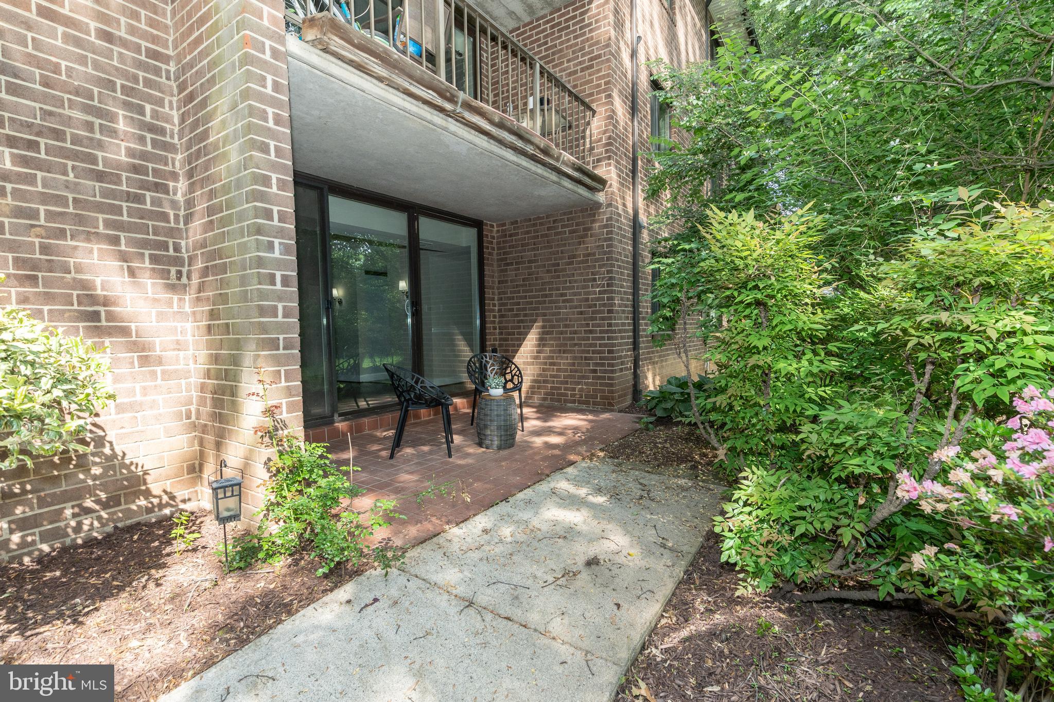 1406 Northgate Square, Unit 2C Reston, VA 20190 - Photo 42 of 53 Gallery Image 42