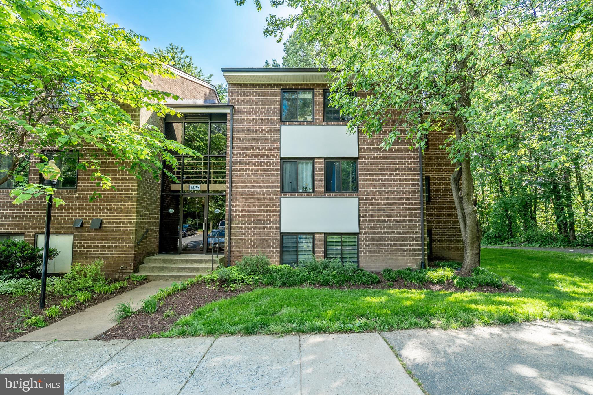 1406 Northgate Square, Unit 2C Reston, VA 20190 - Photo 6 of 53 Gallery Image 6