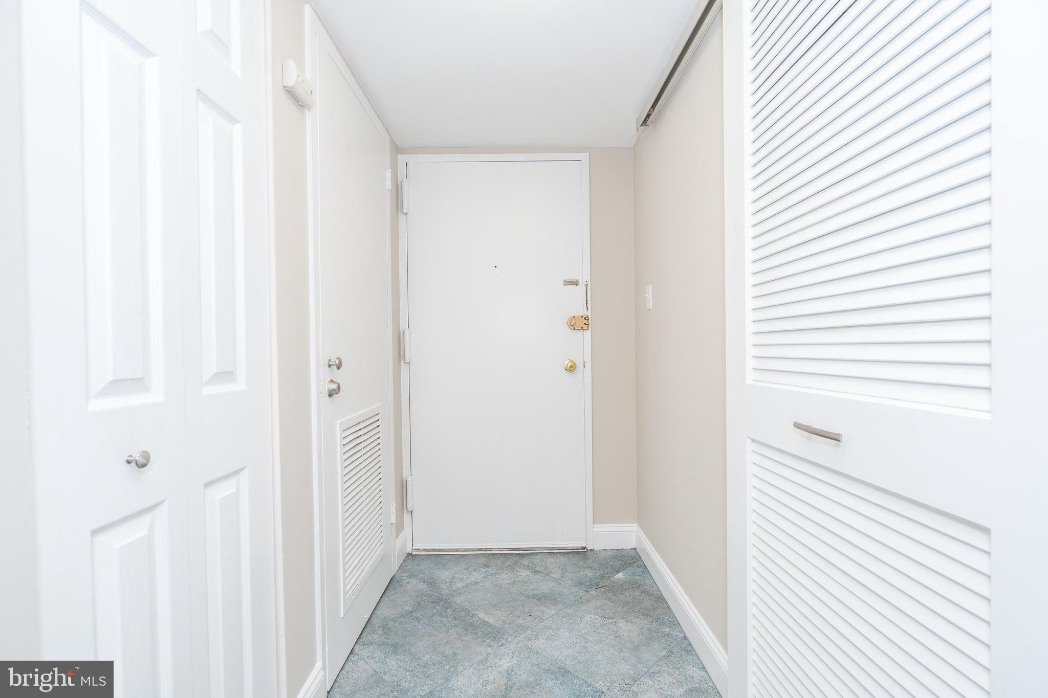 1406 Northgate Square, Unit 2C Reston, VA 20190 - Photo 10 of 53 Gallery Image 10