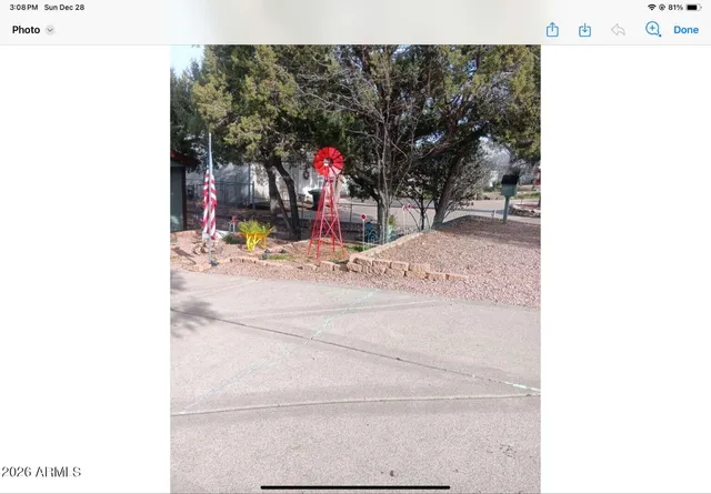 a view of entryway and road