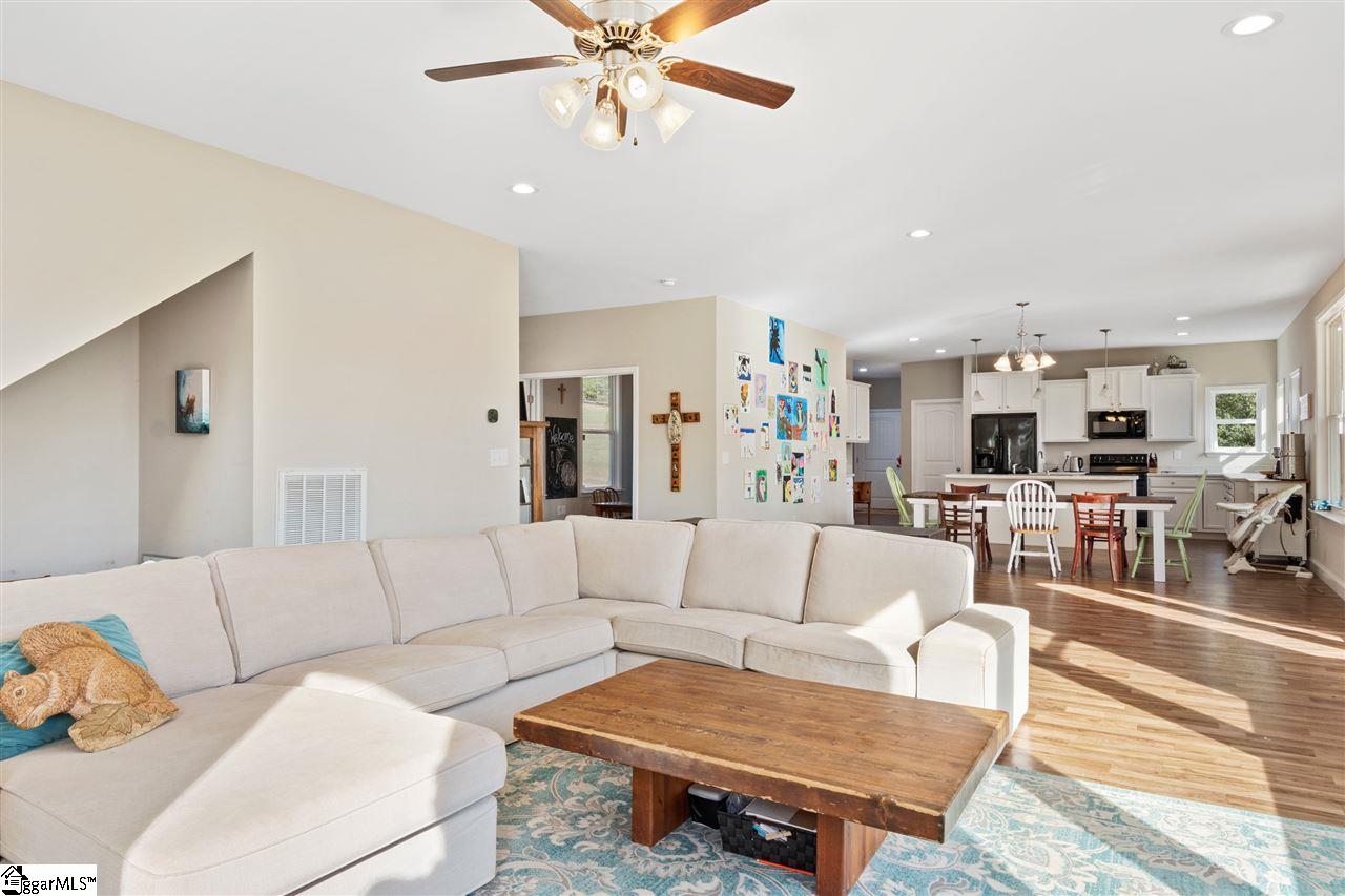 701 Tugaloo Road Travelers Rest, SC 29690 - Photo 15 of 36 Gallery Image 15