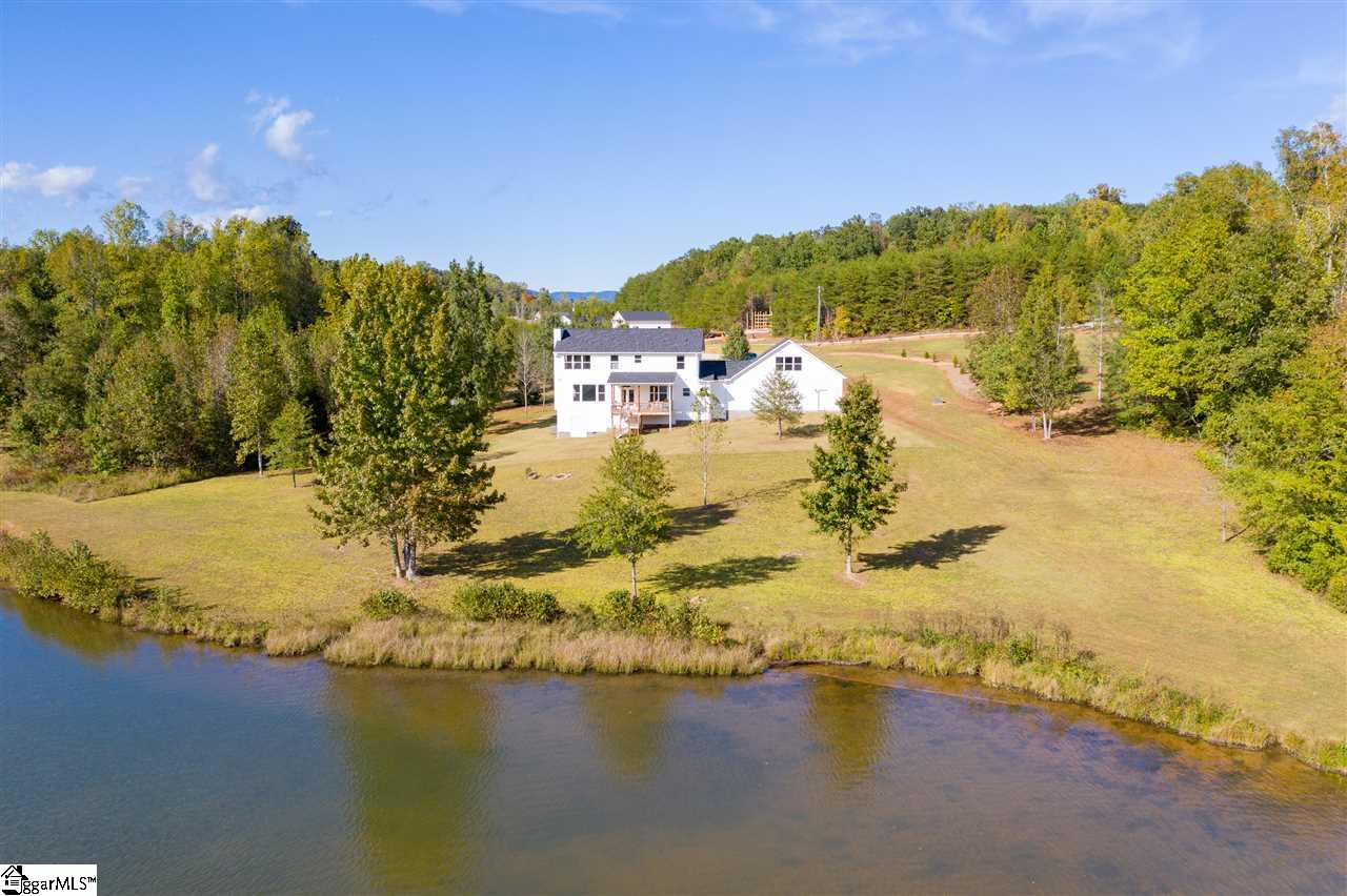 701 Tugaloo Road Travelers Rest, SC 29690 - Photo 7 of 36 Gallery Image 7