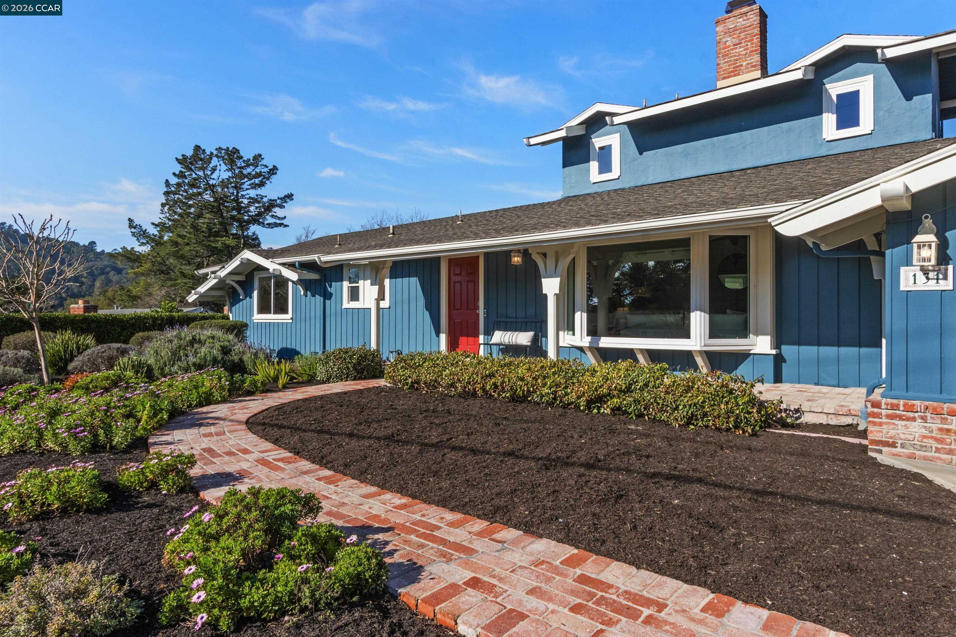 131 Donald Drive Moraga, CA 94556 - Photo 2 of 34