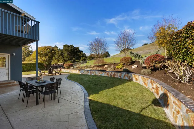 $1,849,000 | 131 Donald Drive, Moraga, CA 94556