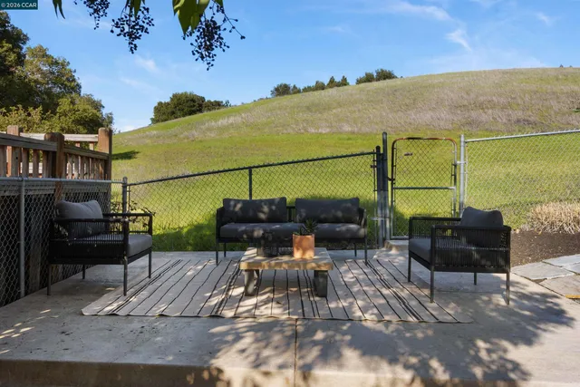 $1,849,000 | 131 Donald Drive, Moraga, CA 94556