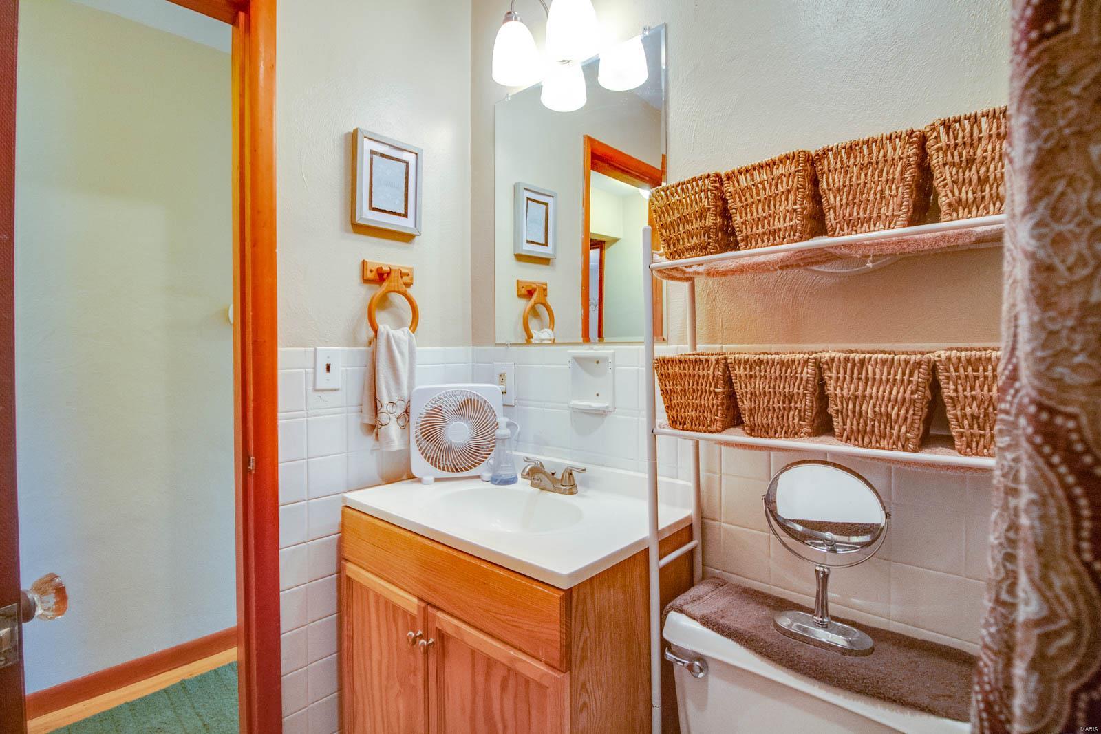 626 Rozier Street Alton, IL 62002 - Photo 8 of 12