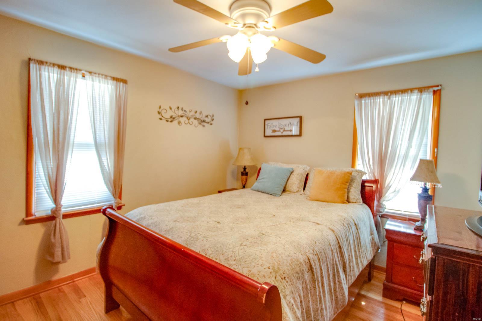 626 Rozier Street Alton, IL 62002 - Photo 9 of 12