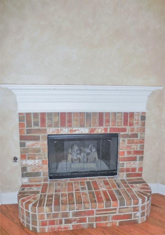 4012 Appleton Lane Flower Mound, TX 75022 - Photo 6 of 28 a building with a outdoor space