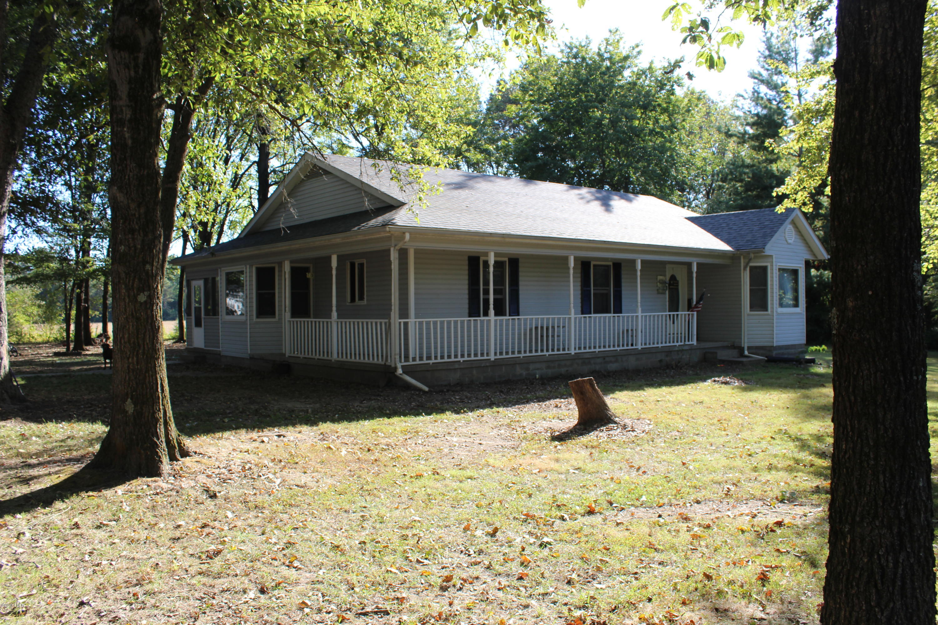 14627 Eastland Road Marion, IL 62959 - Photo 1 of 28 Gallery Image 1