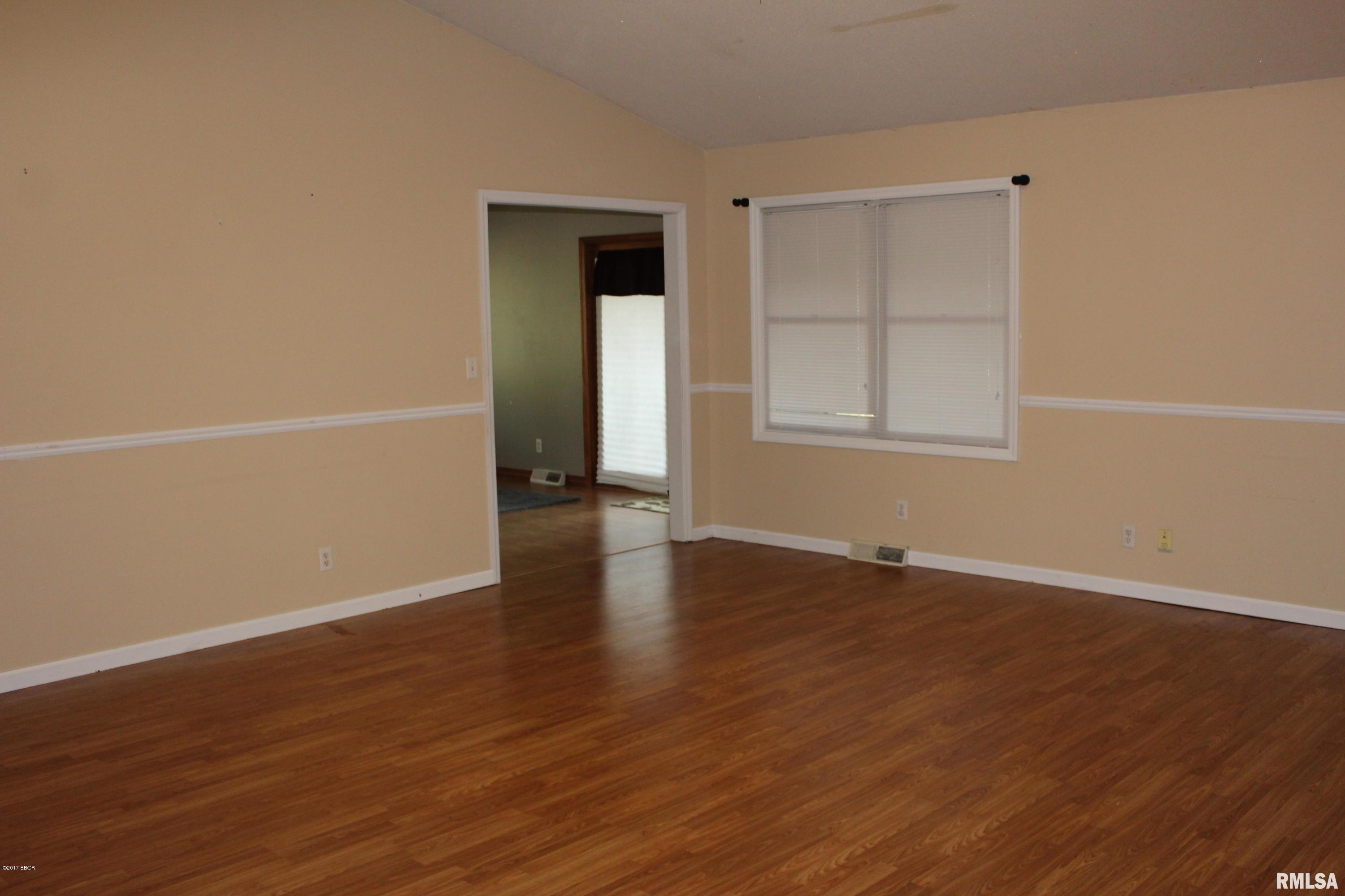 14627 Eastland Road Marion, IL 62959 - Photo 11 of 28 Gallery Image 11