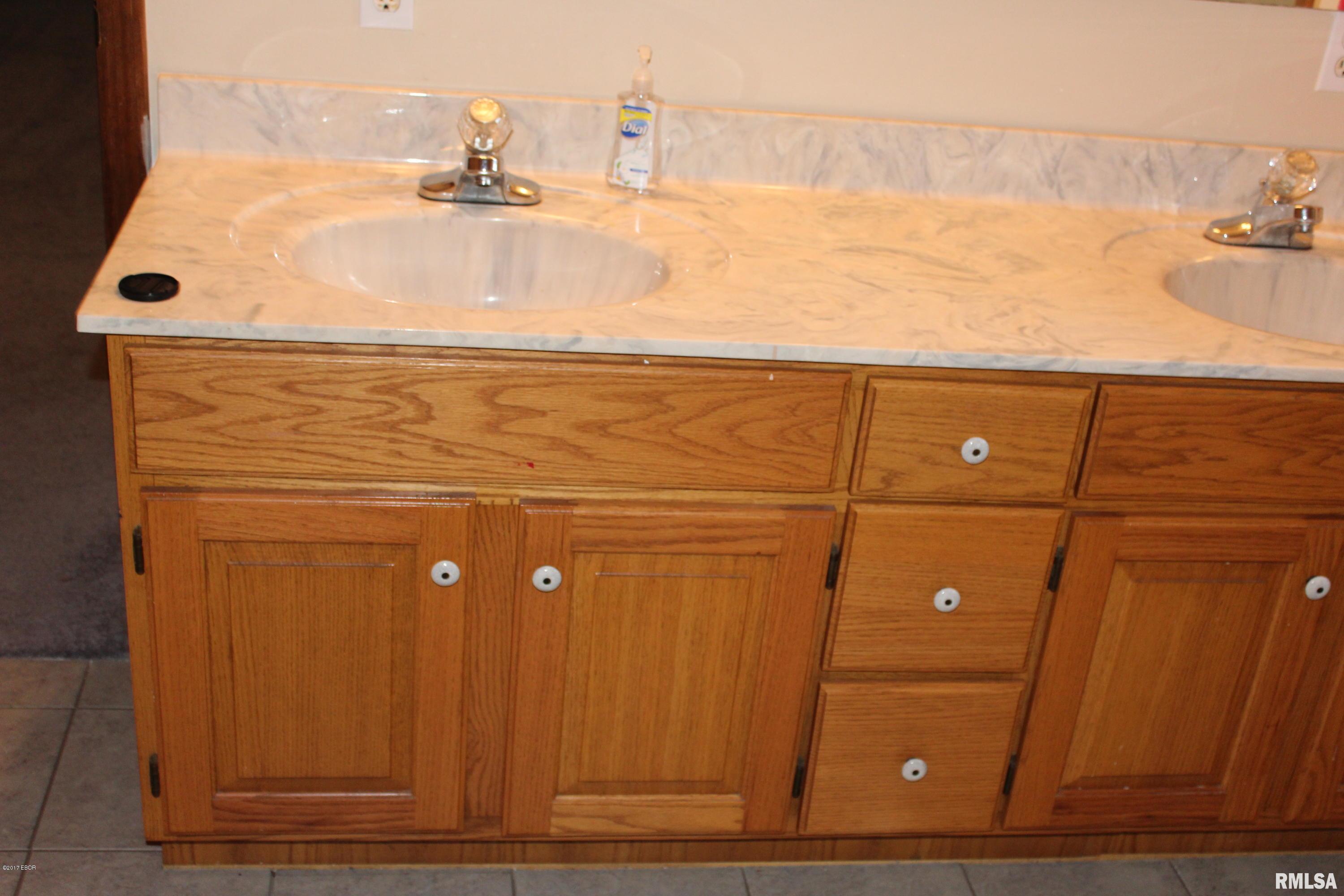 14627 Eastland Road Marion, IL 62959 - Photo 23 of 28 Gallery Image 23