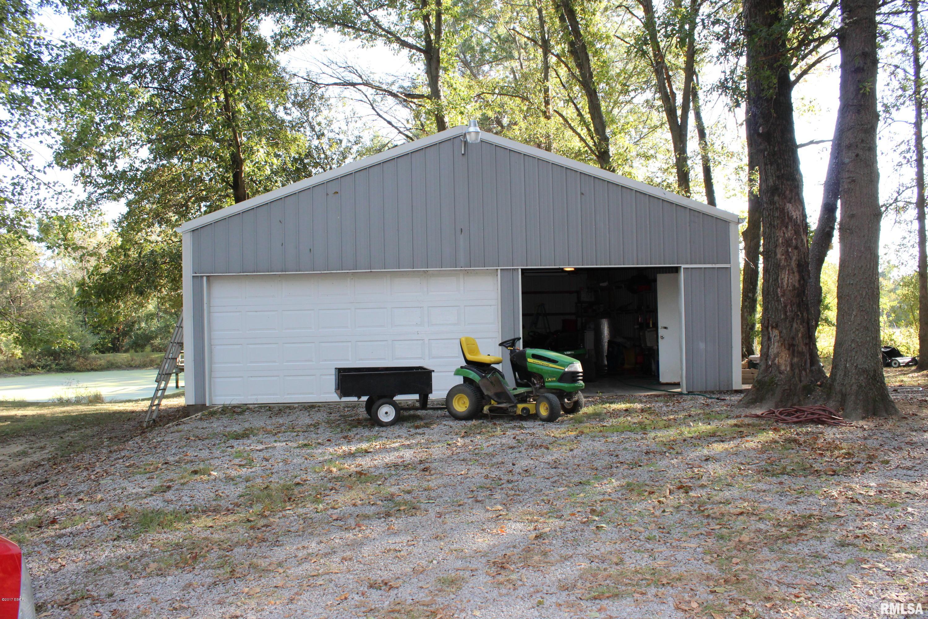 14627 Eastland Road Marion, IL 62959 - Photo 4 of 28 Gallery Image 4