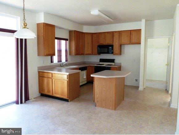 128 Station Road Bayville, NJ 08721 - Photo 5 of 24 Gallery Image 5