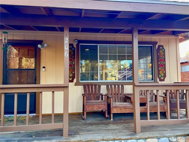 $1,795 | 206 East Barker Boulevard, Big Bear City, CA 92314