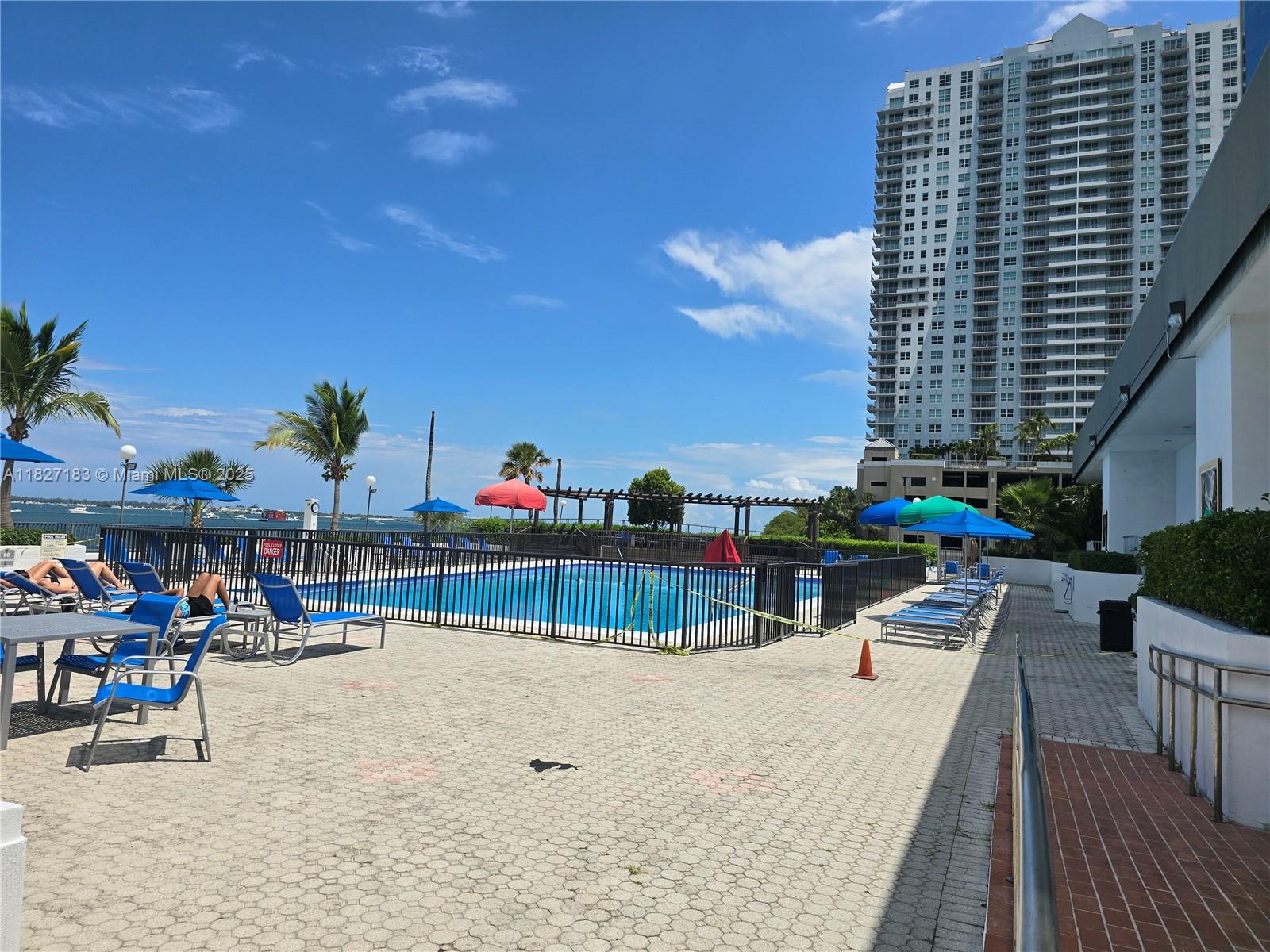 999 Brickell Bay Drive, Unit 1908 Miami, FL 33131 - Photo 31 of 38