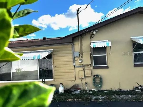 $2,700 | 1155 San Remo Drive, Largo, FL 33770