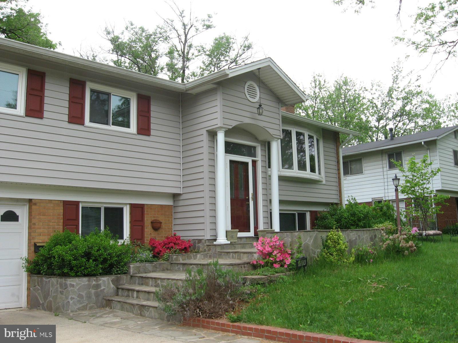 11804 Smoketree Road Potomac, MD 20854 - Photo 1 of 24 Exterior (Front)