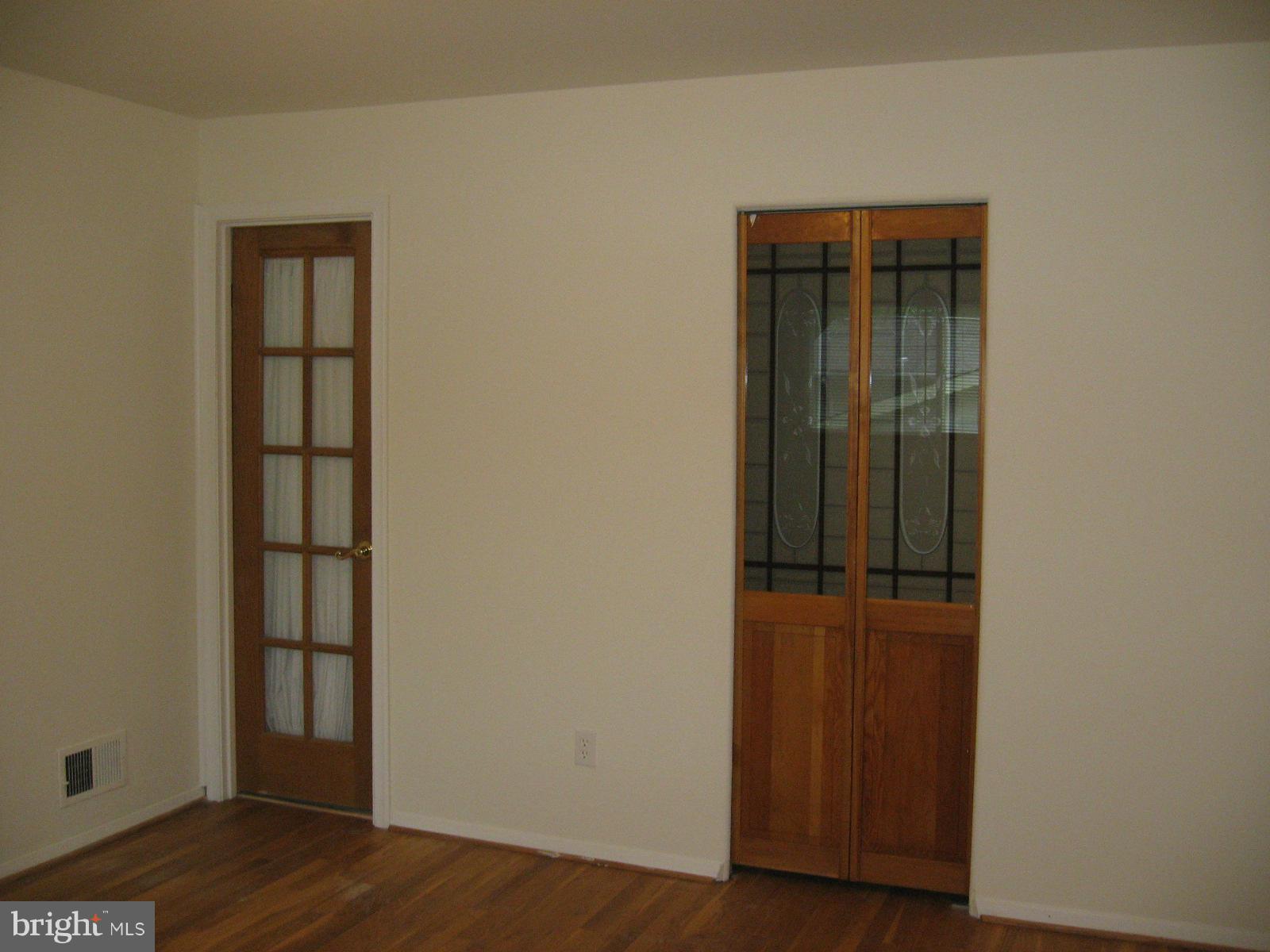 11804 Smoketree Road Potomac, MD 20854 - Photo 12 of 24 Bedroom (Master)