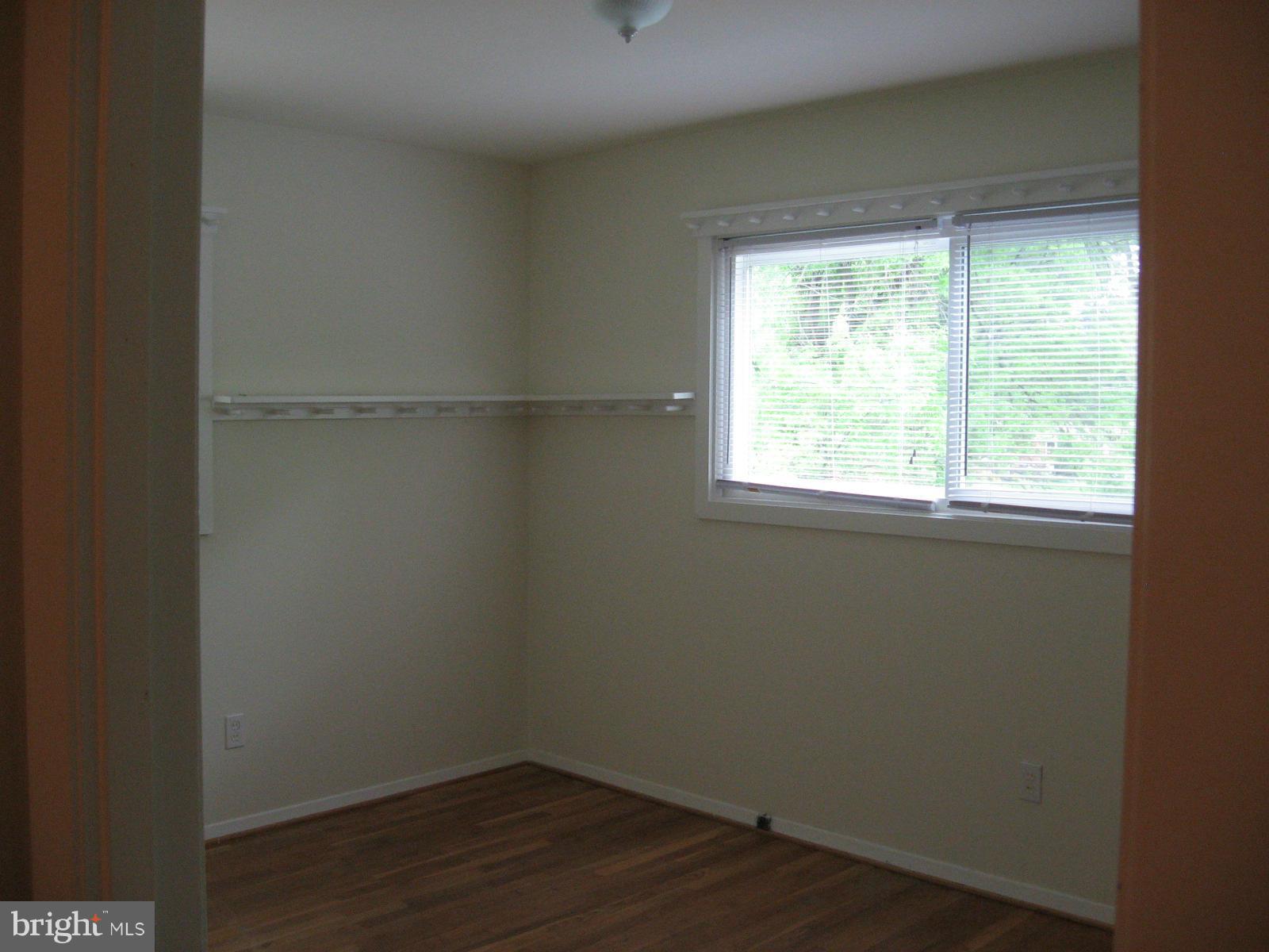 11804 Smoketree Road Potomac, MD 20854 - Photo 14 of 24 Bedroom