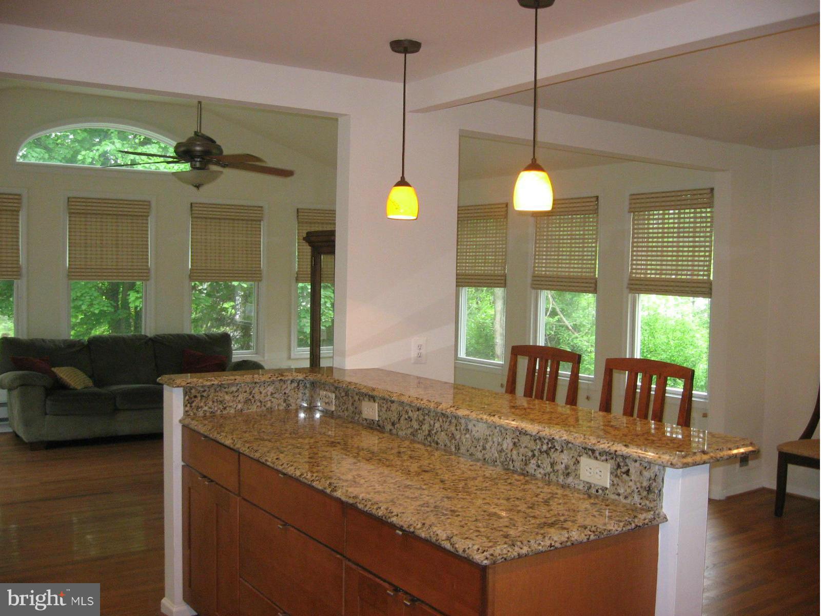 11804 Smoketree Road Potomac, MD 20854 - Photo 5 of 24 Interior (General)